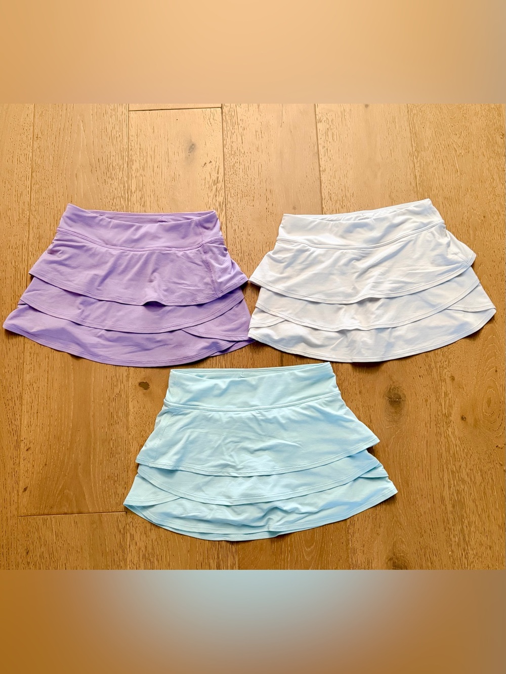 Like new! Athleta Tiered Ruffle Skirt Set-Lavender, White & Light Blue M 8-10